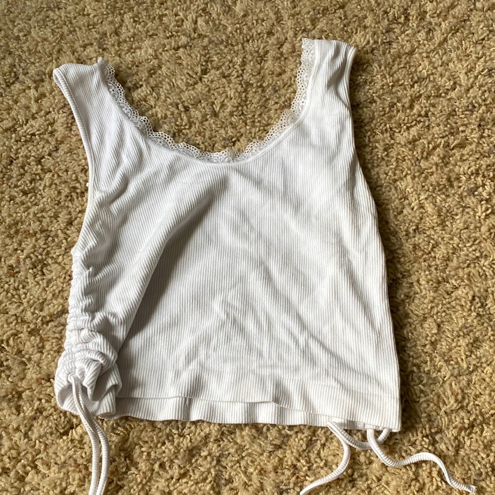 White Ribbed Sinch Side Lace Trim Top